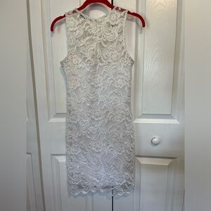 White lace flower design sleeves dress